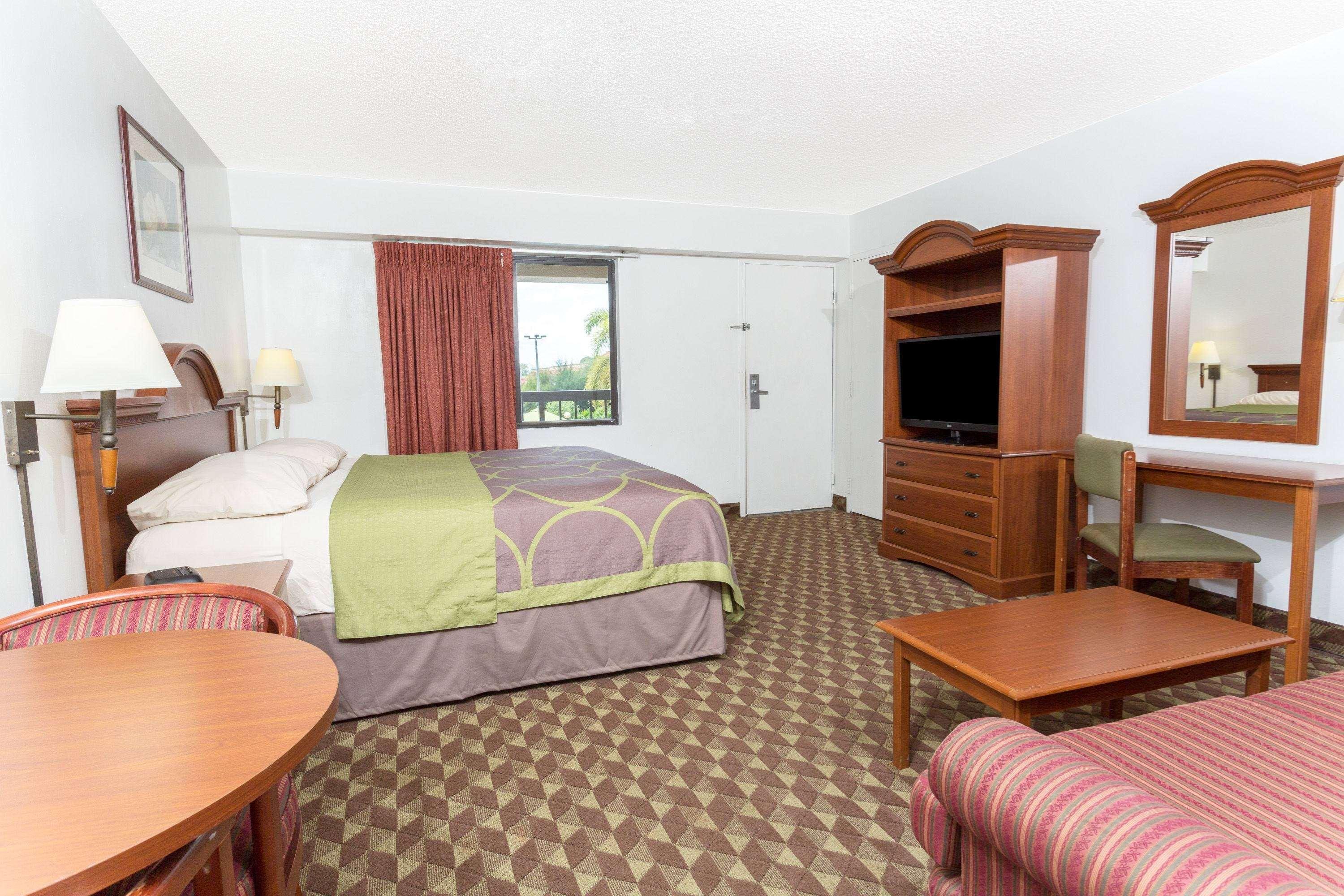 ซูเปอร์ 8 บาย วินด์แฮม ริเวียร่าบีช เวสต์ ปาล์ม บีช Hotel ริเวียราบีช ภายนอก รูปภาพ